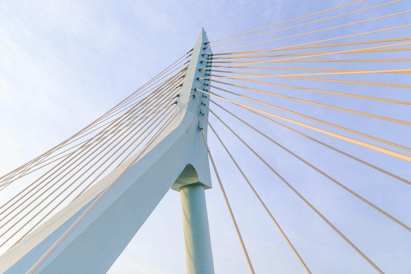 cables on suspension bridge