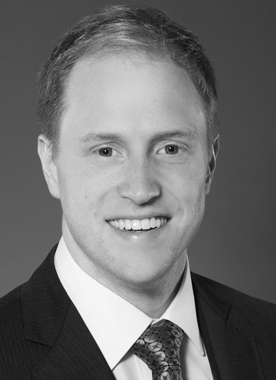 Expert profile image of Aaron Jones, Senior Banking Account Manager - 