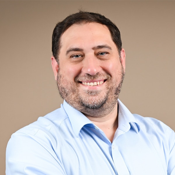 Navigate to Peter Capper